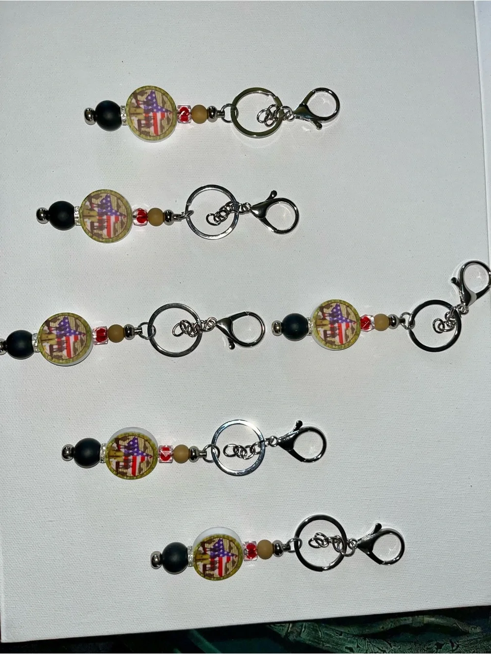 Patriotic Star Bead Keychain - Black and Red